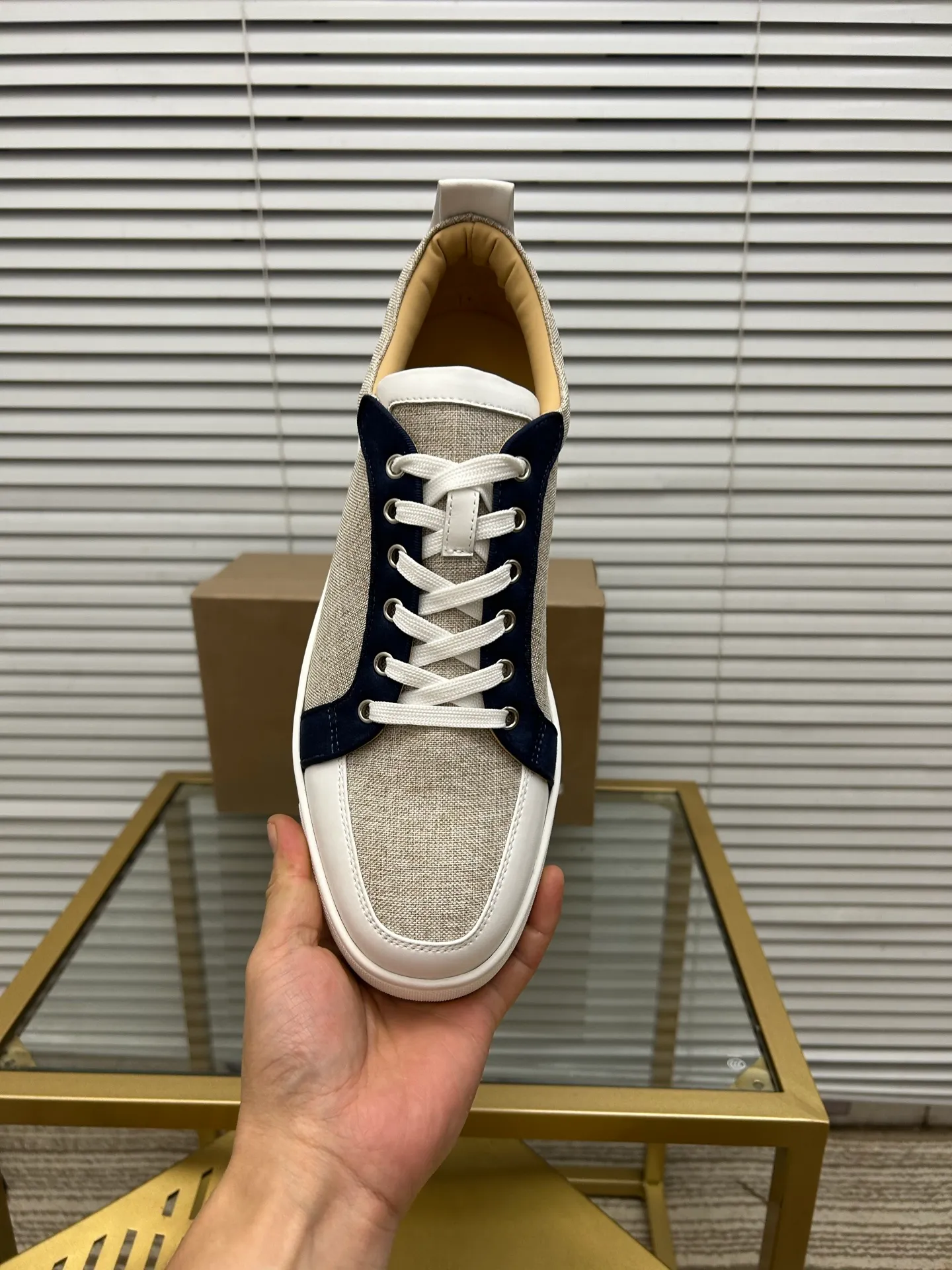 (Customized model) Ex-factory price is 480. christian louboutin (CL red sole shoes) counter series, casual sneakers for couples 📢 📢 📢 Exclusive hot style release 🎈🎈💪 Movable latex feet 👻 Finished outsole line [Proud] 😝Female 35-40# Male 38#-46, global supply😝 [Top version]: Original imported genuine leather upper, top original leather lining, original molded TPU outsole, original 1:1 detail processing, original shoe last,